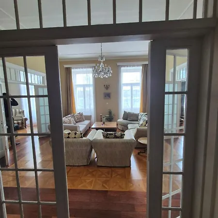 Διαμέρισμα Luxury With Parliament View *